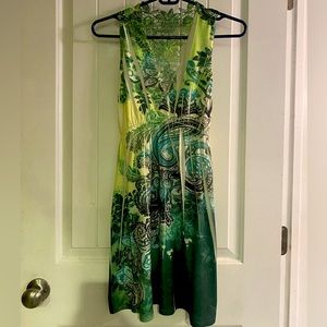 Rue 21 Green Nature theme v-neck dress with lacy back - size medium
